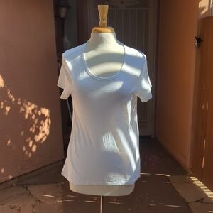 Chico's White Short-Sleeve Scoop Neck Tee